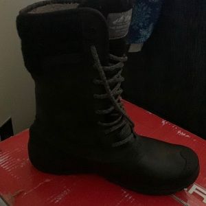 The North Face Shellista Roll Down Black Snow Boots Women's Size 10.5